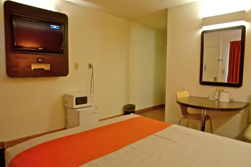 Motel 6-Oshkosh, Wi Habitación foto
